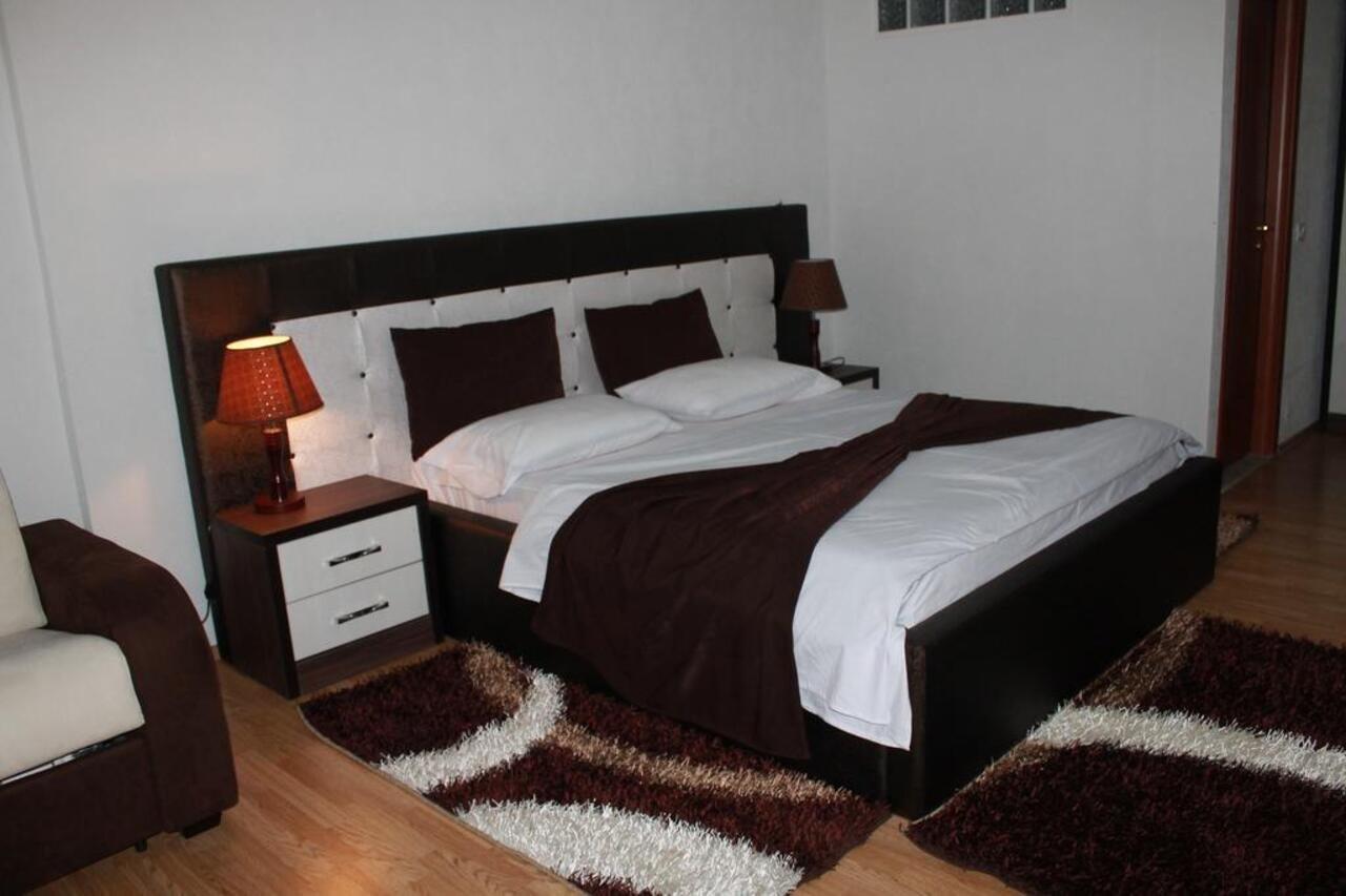 Hotel Livia ติรานา ภายนอก รูปภาพ