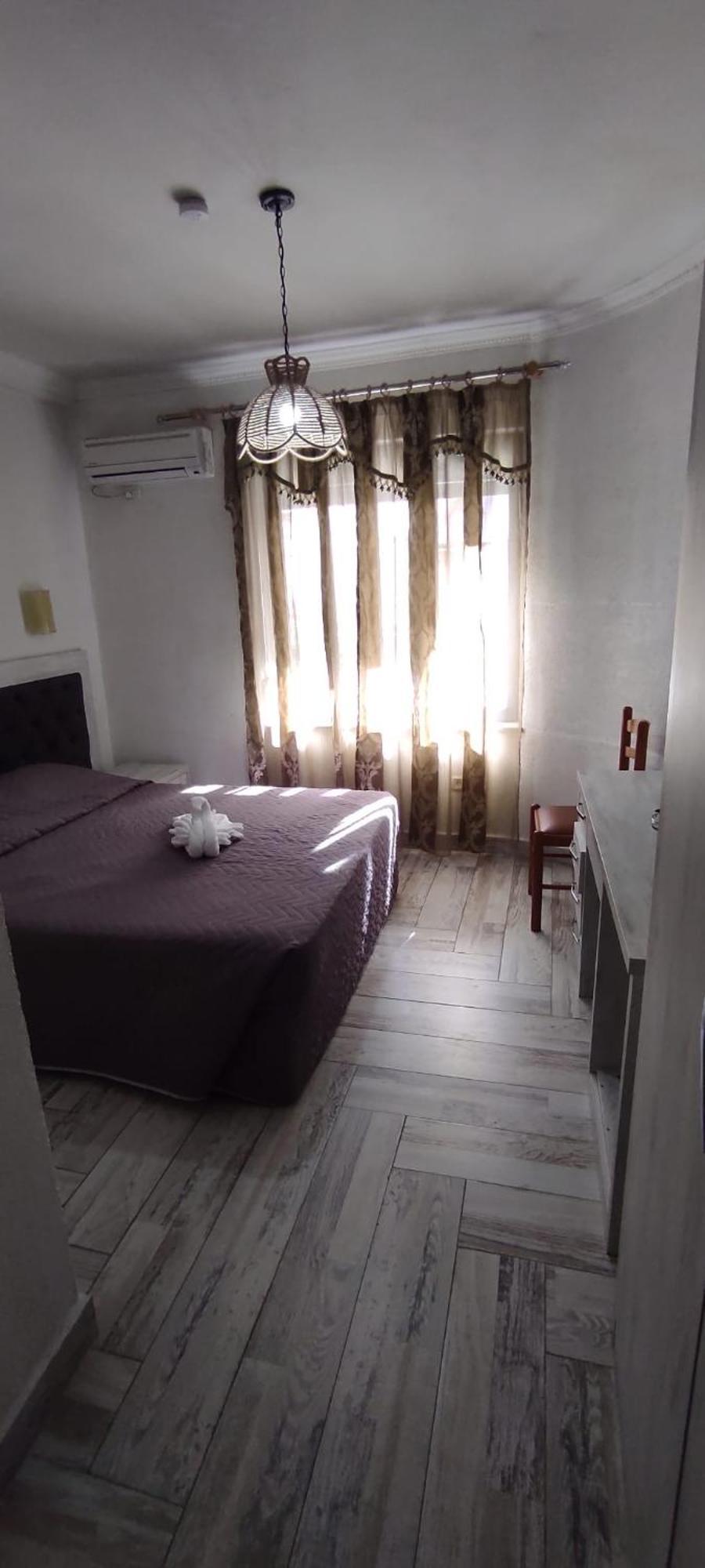 Hotel Livia ติรานา ภายนอก รูปภาพ