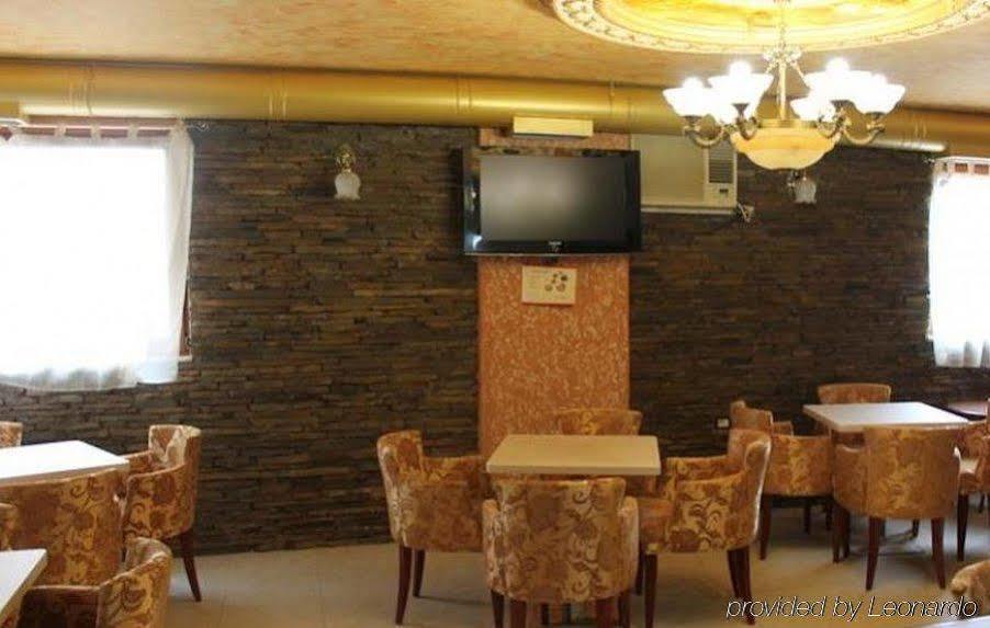 Hotel Livia ติรานา ภายนอก รูปภาพ