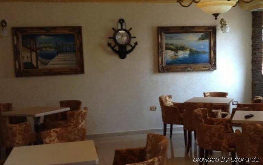 Hotel Livia ติรานา ภายนอก รูปภาพ